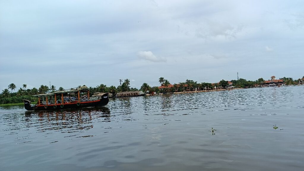 Alappuzha to Kottayam ride from Boat Jetty Kerala